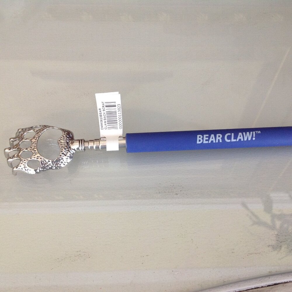 Bear Claw  Extendable  Back Scratcher
